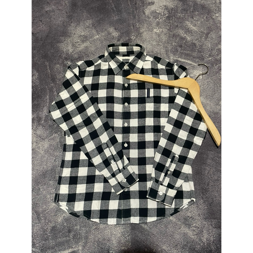 KEMEJA FLANEL UNIQLO GU