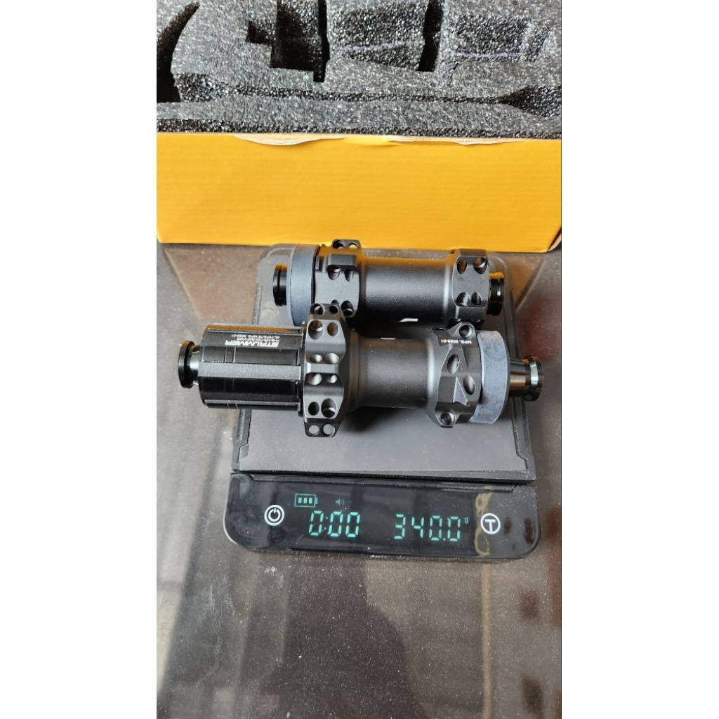 Hub freehub strummer Hr700 rachet system depan 20 hole belakang 24 hole