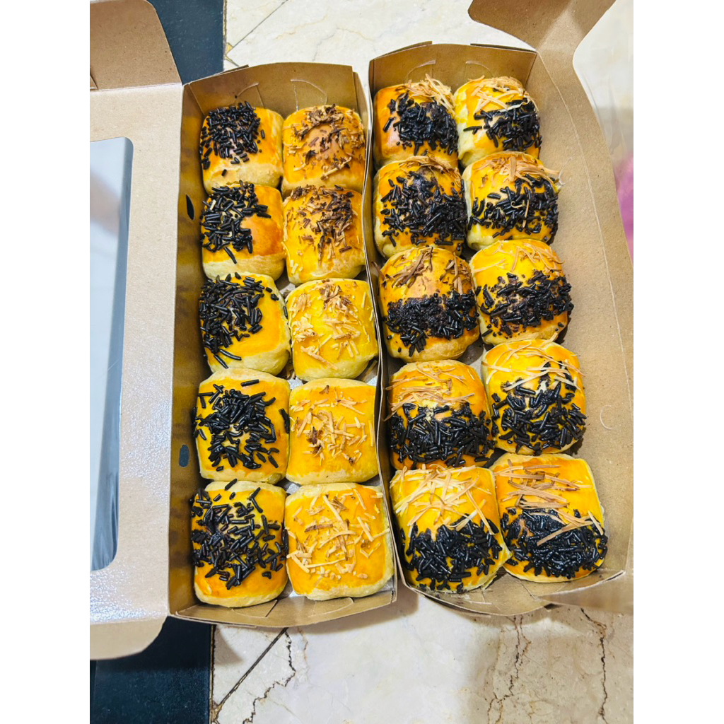 PISANG BOLEN DHI KITCHEN - BOLEN PISANG COKLAT KEJU LUMER PREMIUM MURAH ENAK