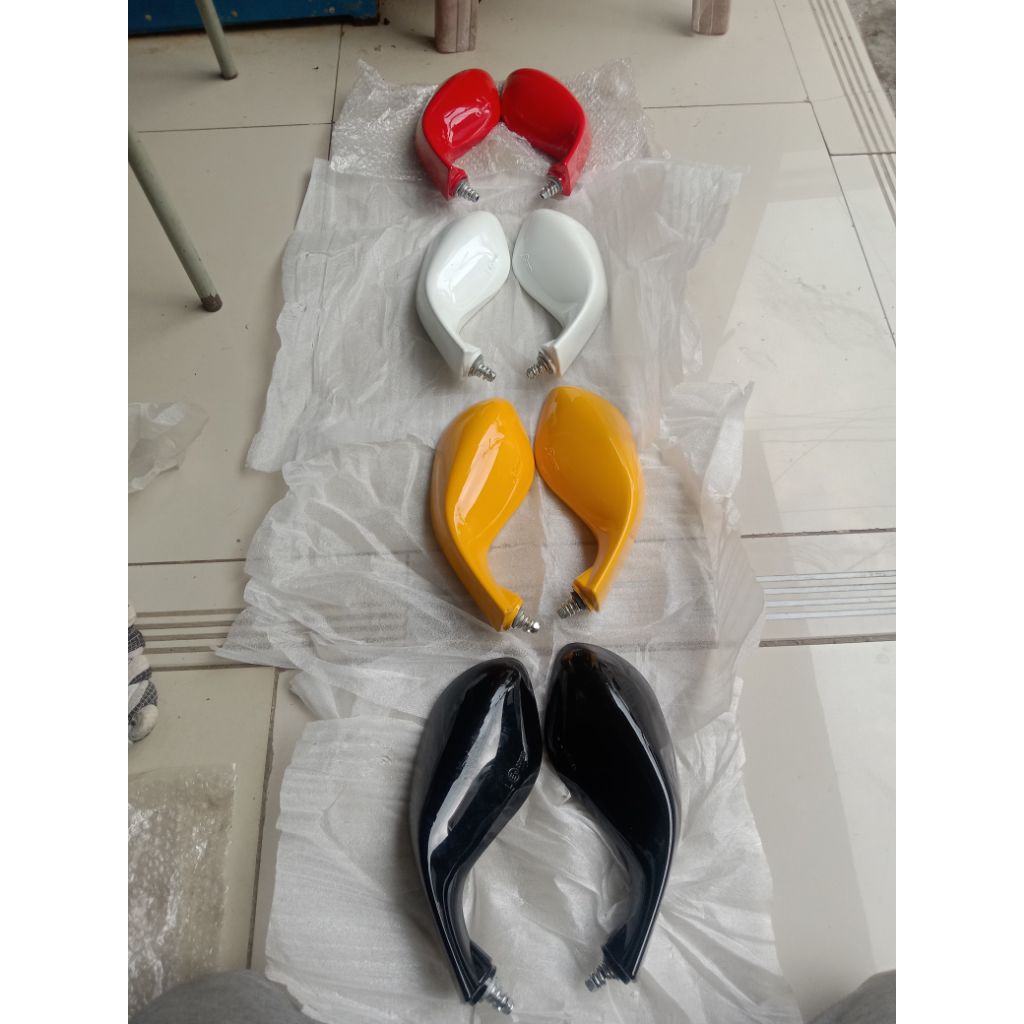 spion minerva meggeli 250r