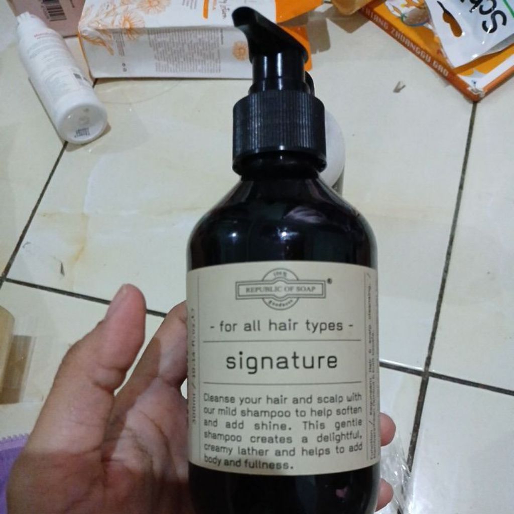 Republic Of the soap Shampoo signature