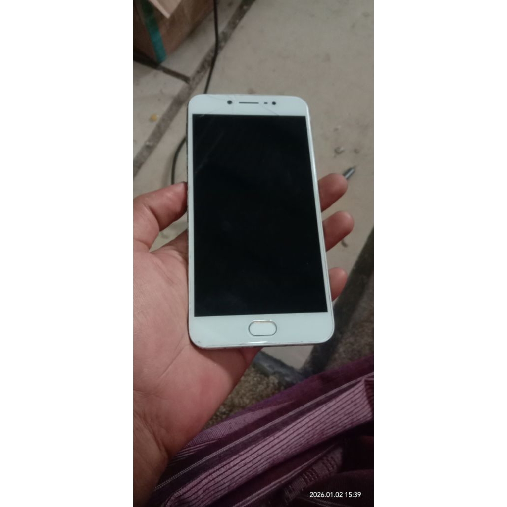 VIVO Y67  ram 4/64 MINUS/RUSAK