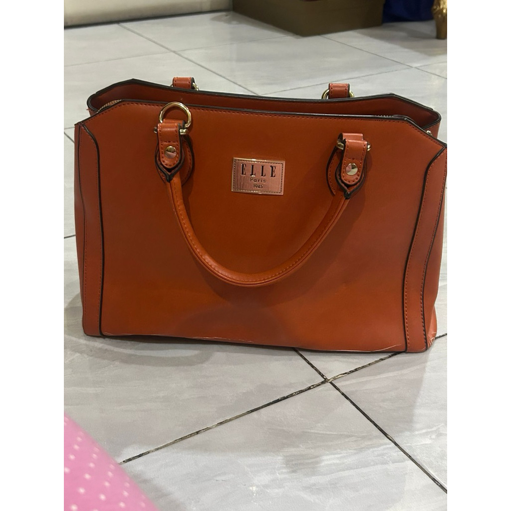 Elle hand bag orange nude 100% ori