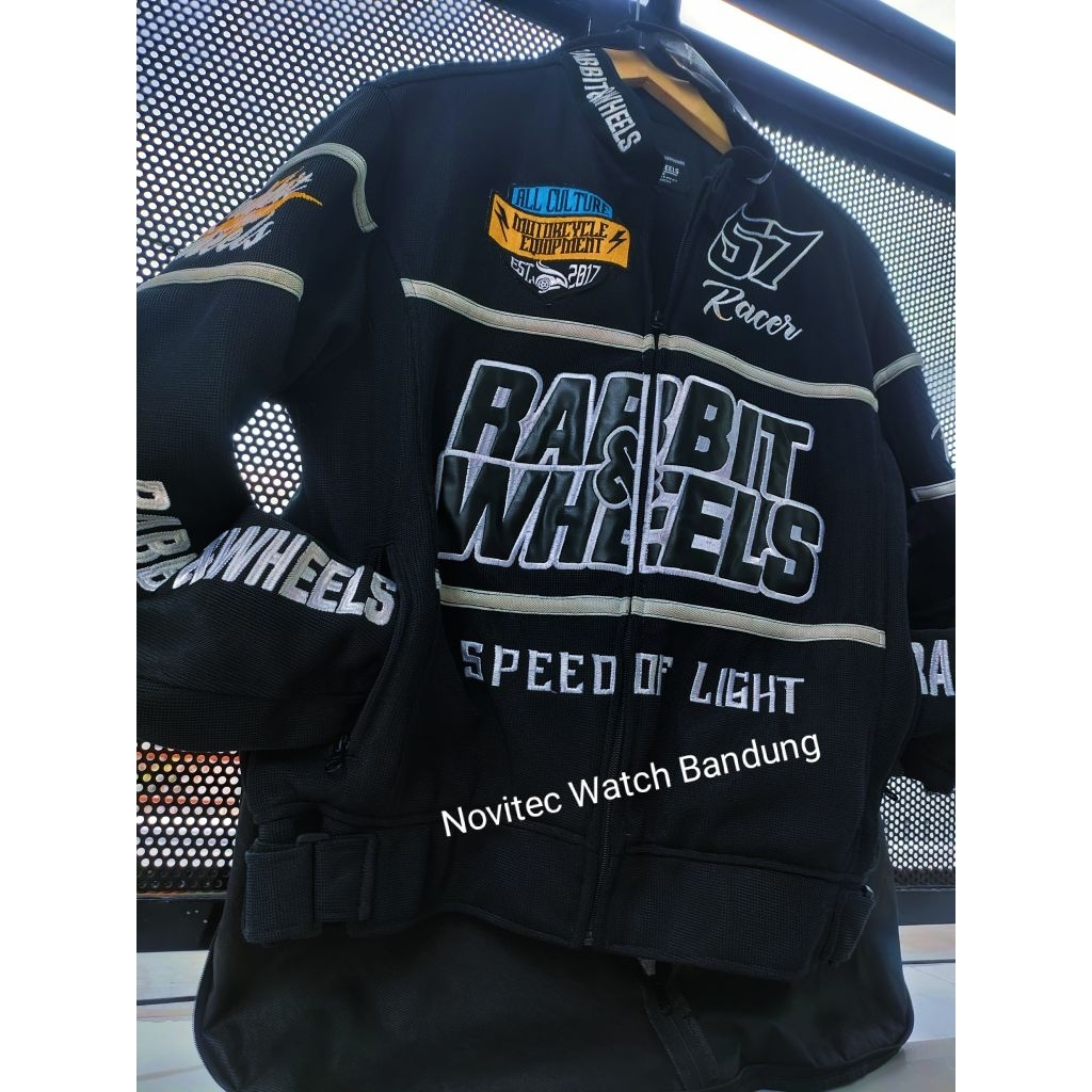 Rabbit And Wheels Jokowi (Midnight v1) preloved second likenews jaket pria bekas berkualitas