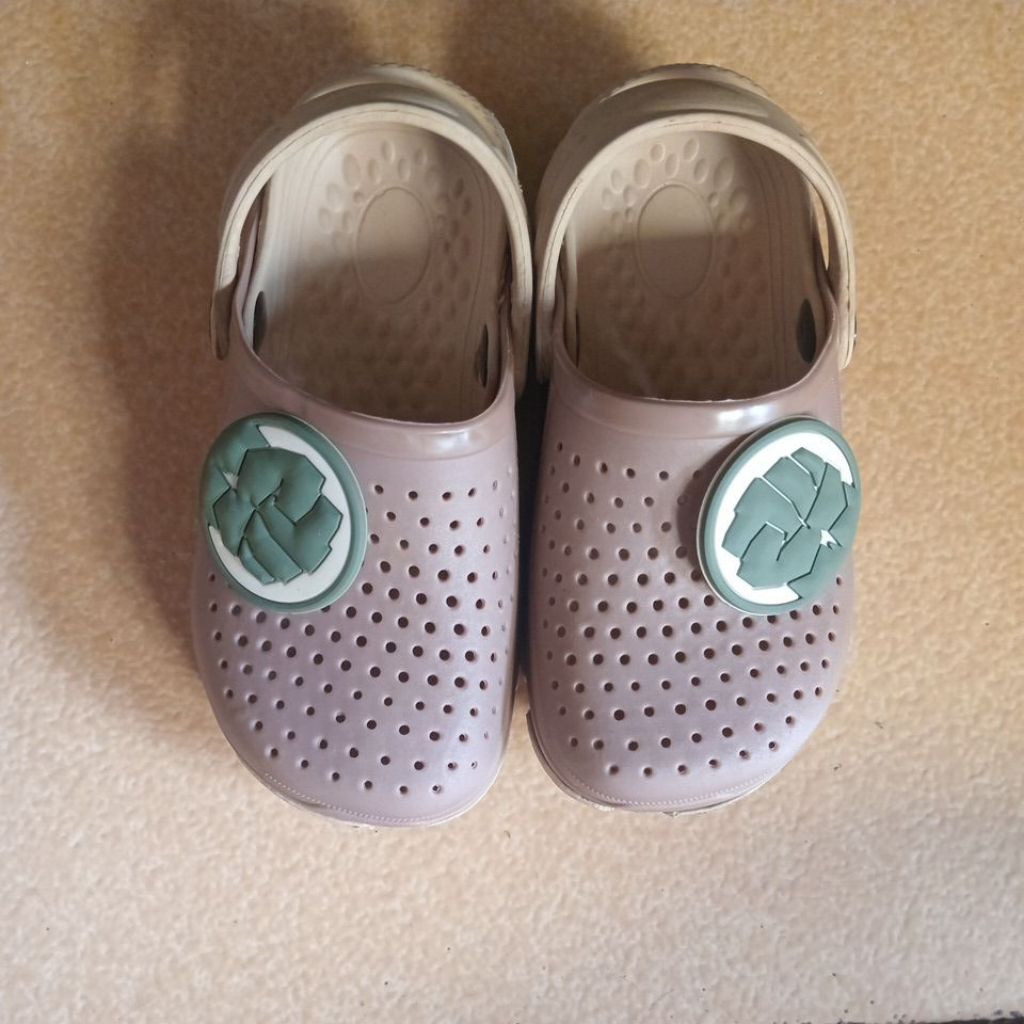 preloved sandal baim anak marvel size 27