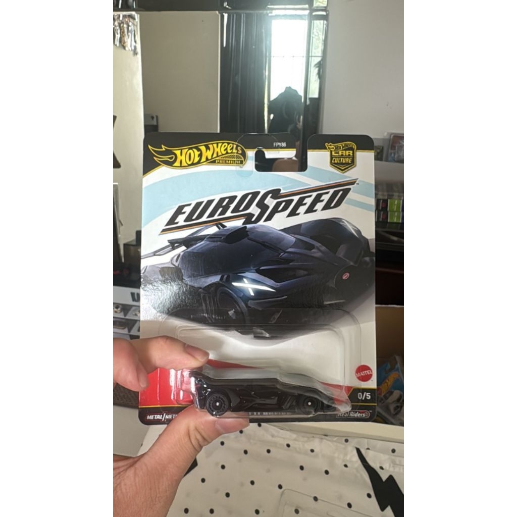 hotwheel chas bugatti