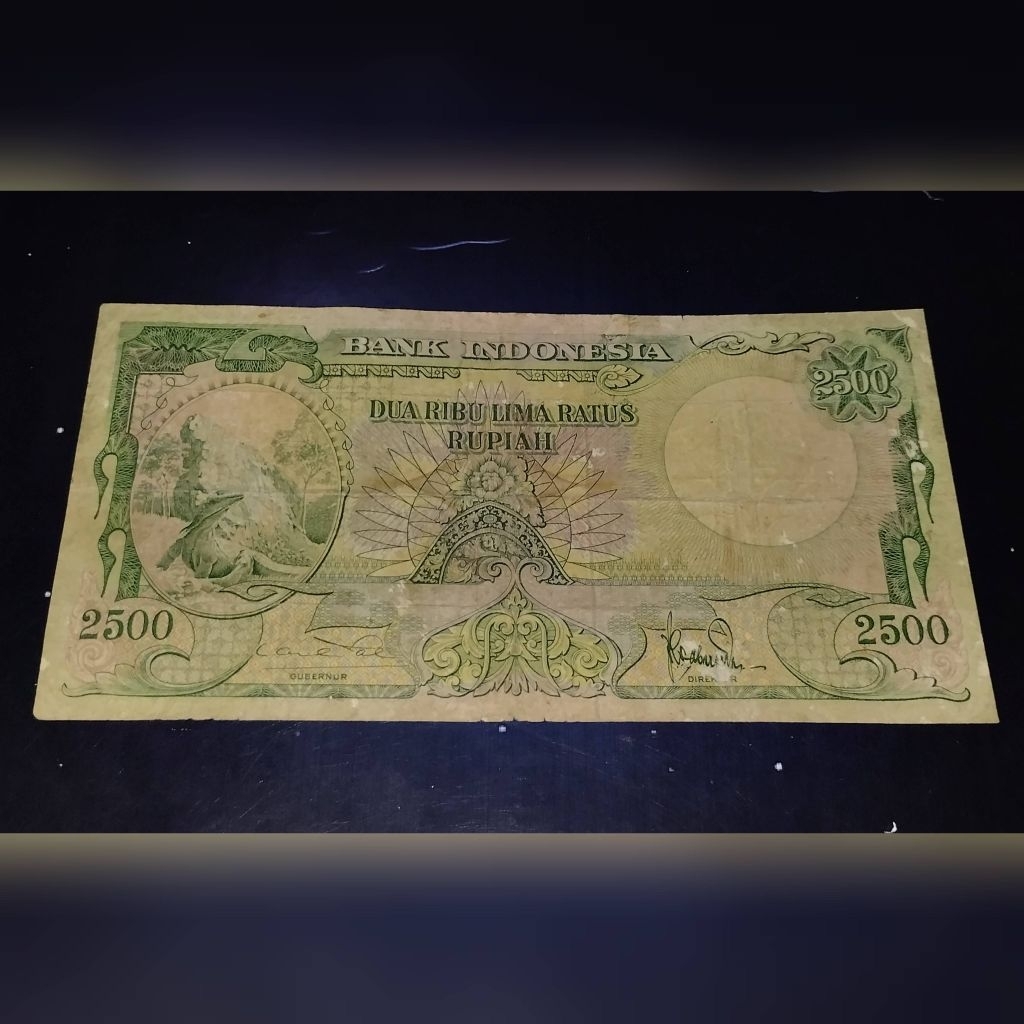 uang kuno 2500 rupiah komodo