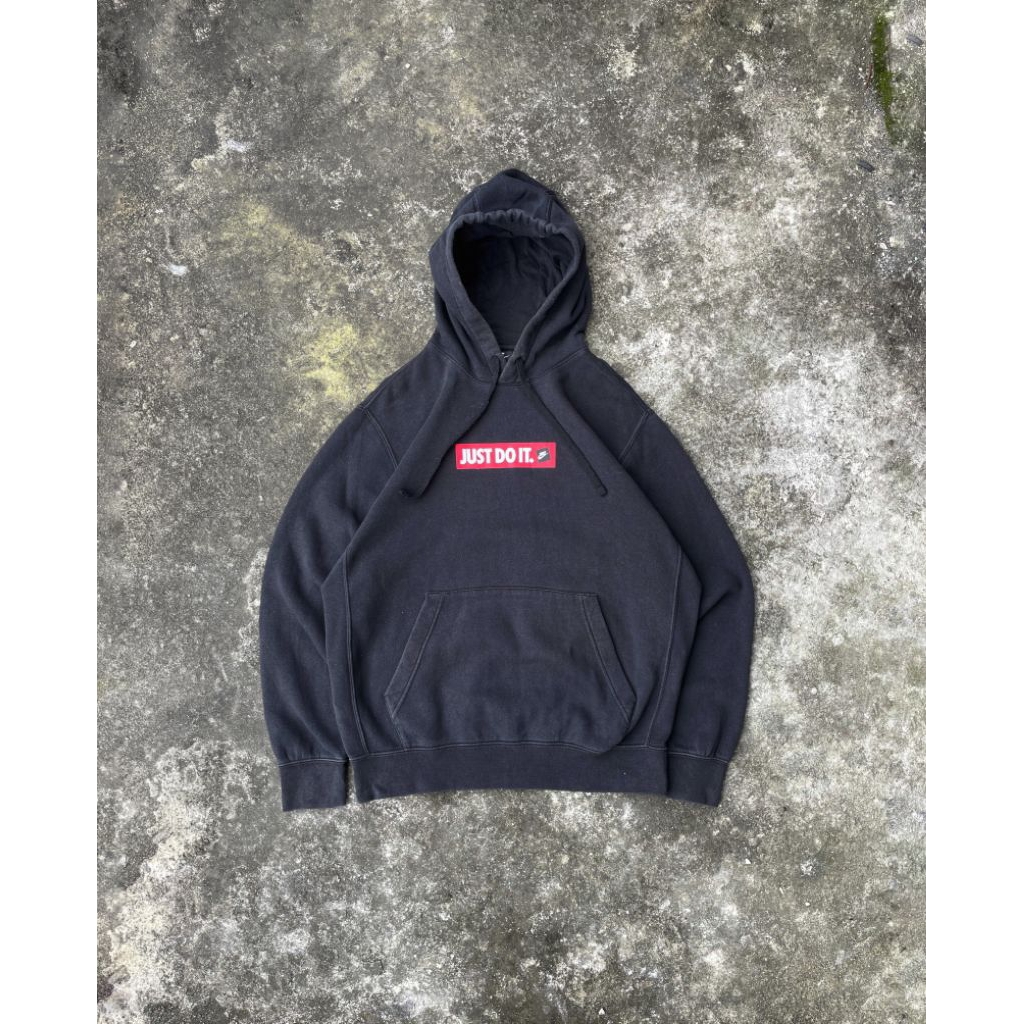 Hoodie n*ik*e (just do it)