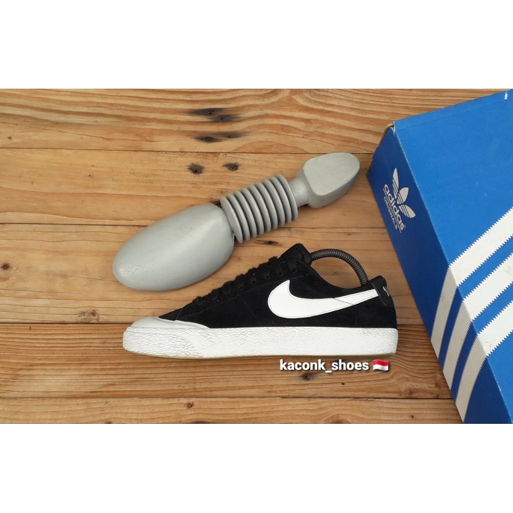SEPATU CASUAL SNEAKERS NIKE SB ZOOM BLAZER MID ORIGINAL