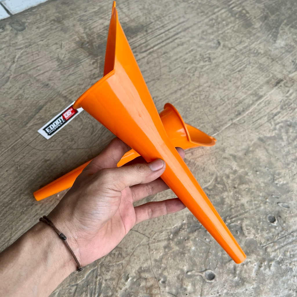 CORONG OLI SERBAGUNA - CORONG RADIATOR - CORONG OLI MOTOR MOBIL