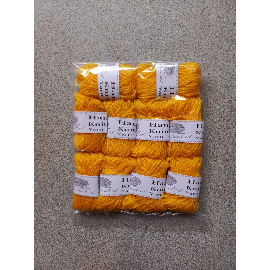 WOOL.ID /  kuning / Wol isi 10 / Benang Wol Warna / Benang wol pak / Benang wol kecil warna warni / 
