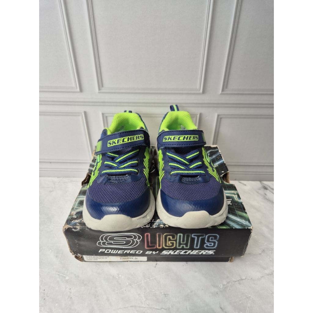 Sepatu Anak Cowok Skechers Magna lampu original preloved