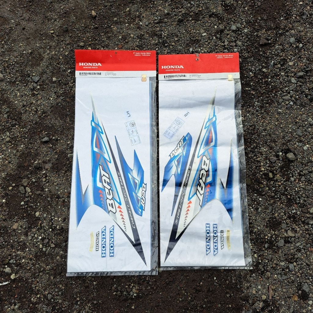 Striping stiker set body honda beat karbu biru putih  STRIPE BLUE WHITE R/L 871X0-KVY-B10ZDL/871X0-K