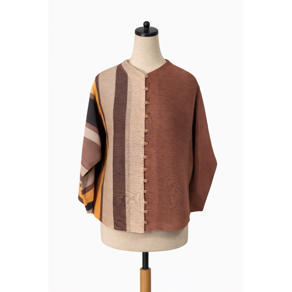 Pleats Premium Top/Preloved Pleats Premium/Button Top Pleats