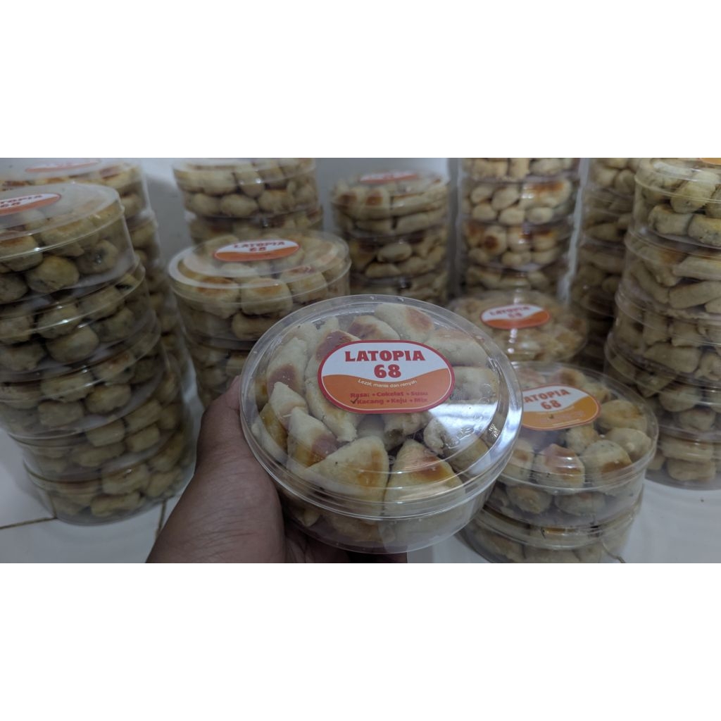 Bakpia kering//Bakpia kering 68//Bakpia kering Jogja//bakpia crispy