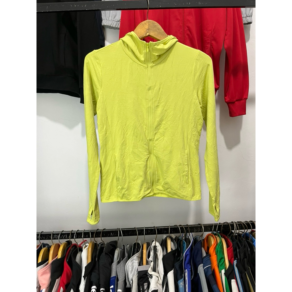 Uniqlo airism jacket anti UV