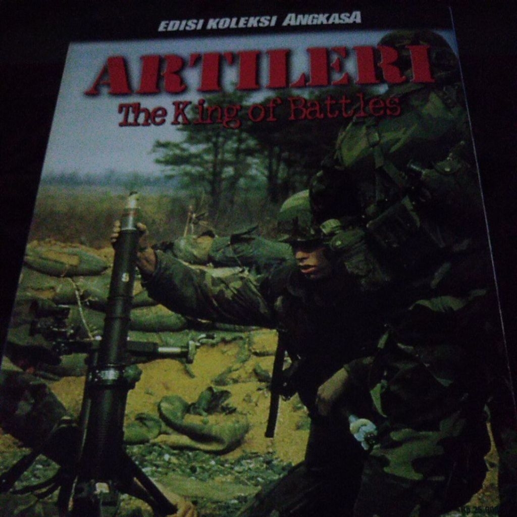 Majalah Angkasa edisi koleksi no.XV  2004 ARTILERI THE KING OF BATTLES