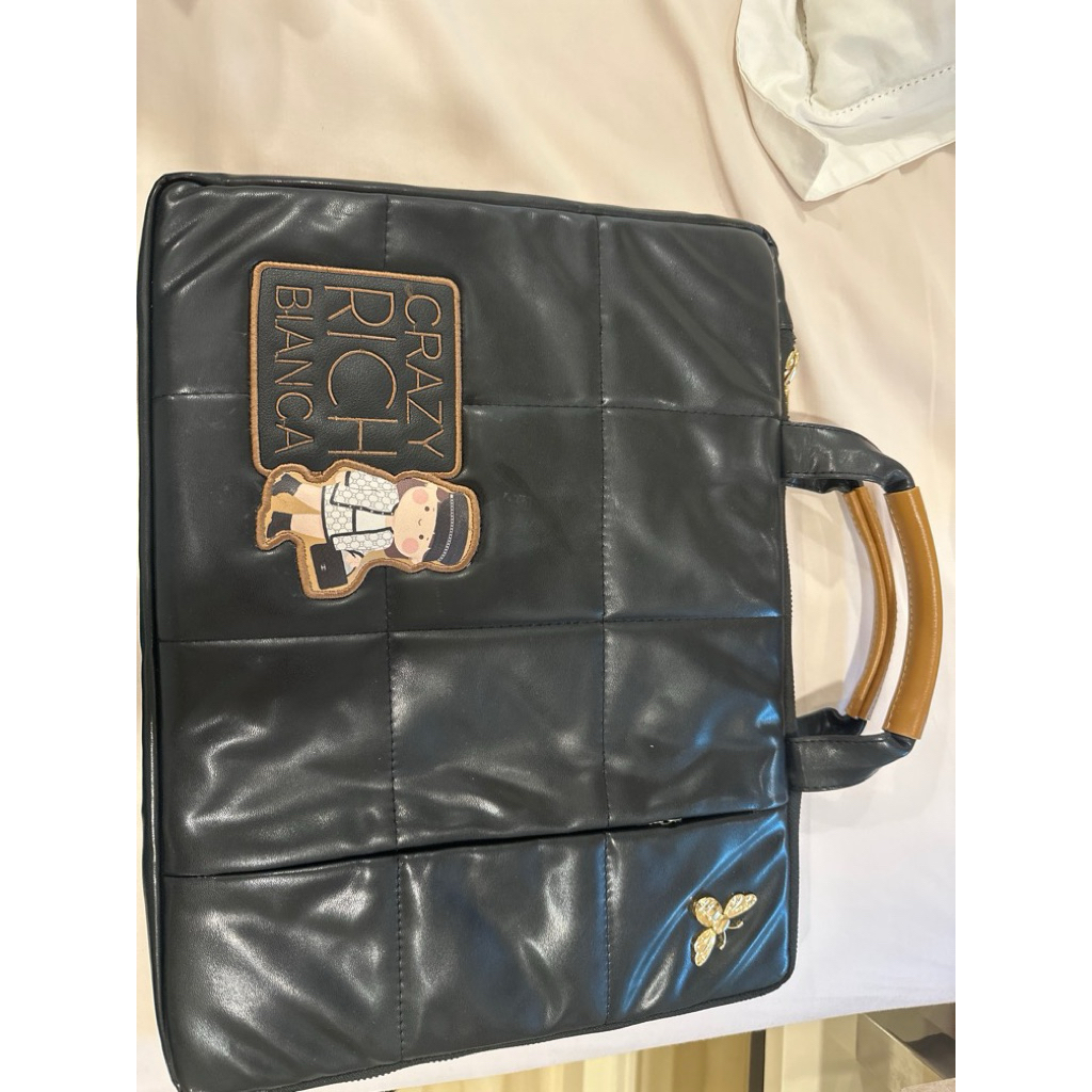 tas laptop fairynn hitam