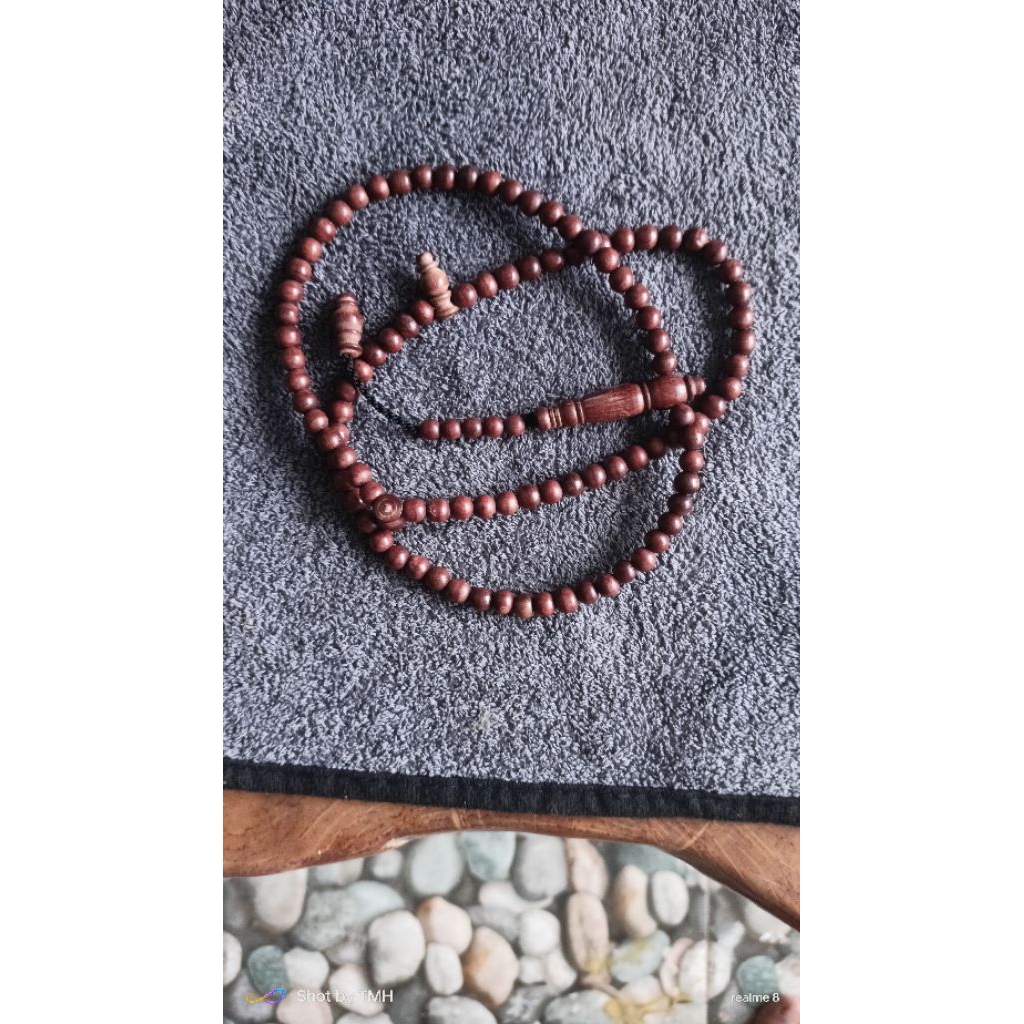 Tasbih galih akar nagasari