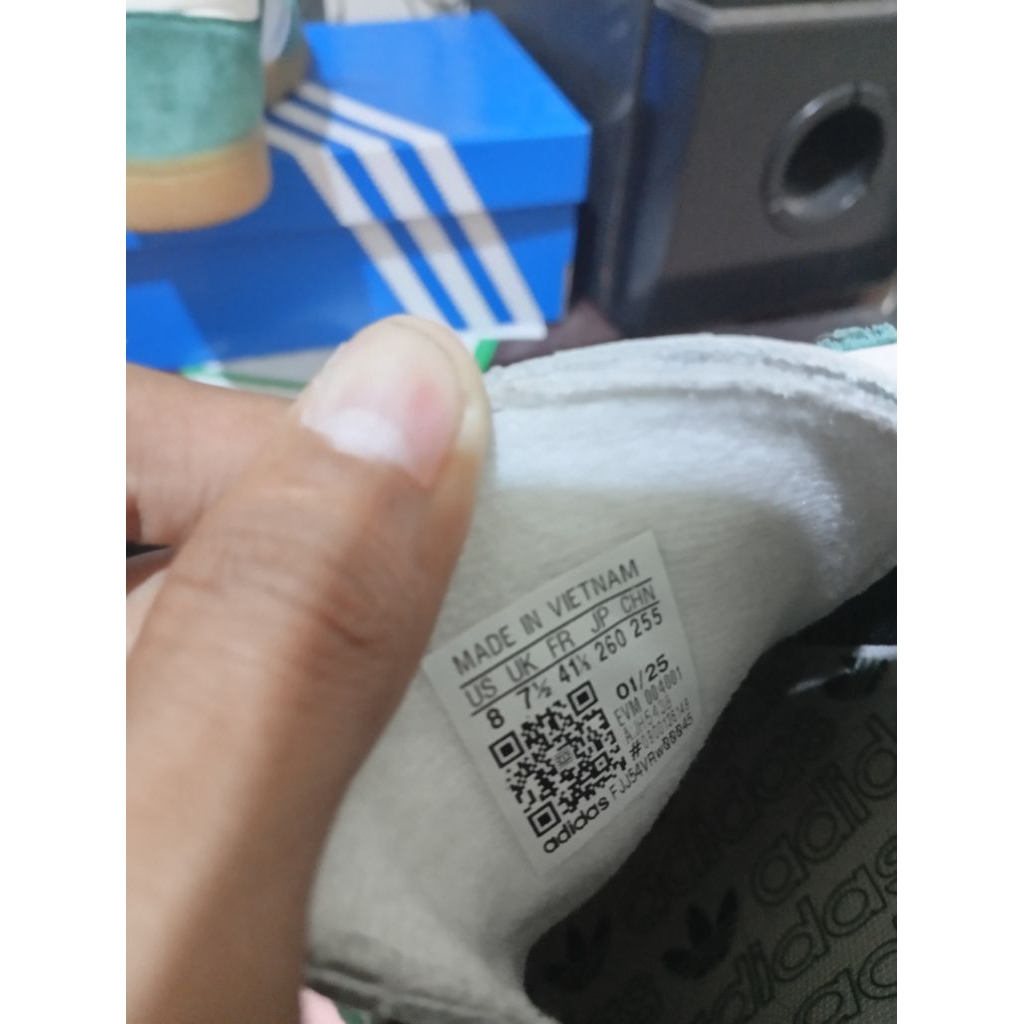 adidas spezial green