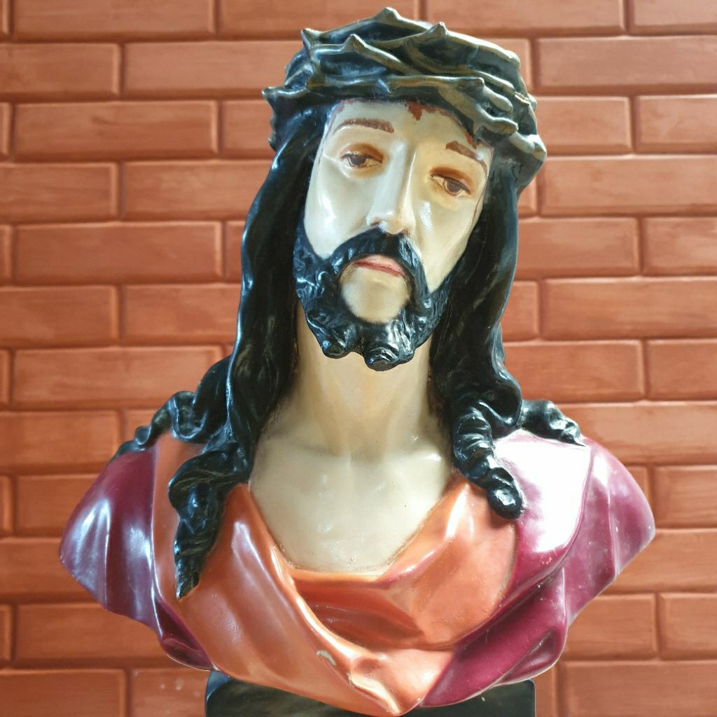 Patung Tuhan Yesus Kristus Detail Istimewa 50cm