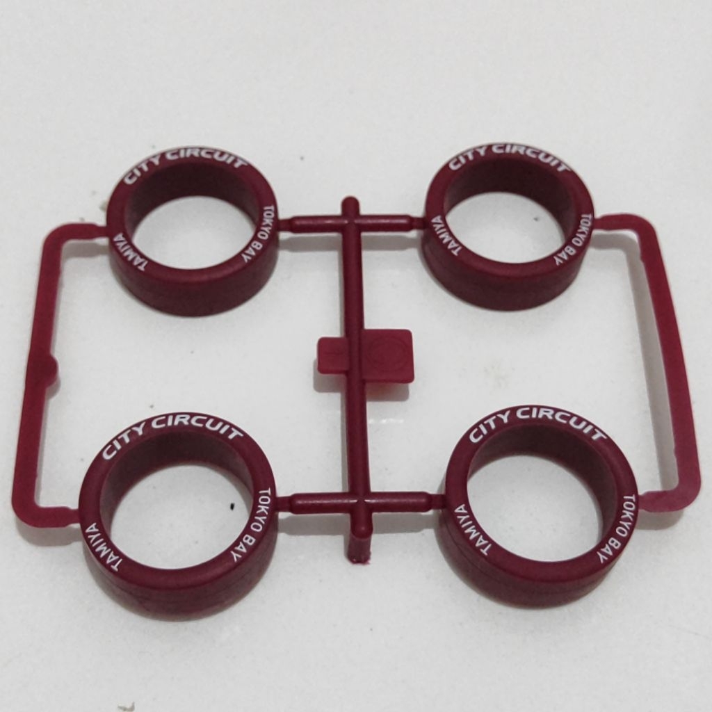 ban medium maroon city circuit original tamiya