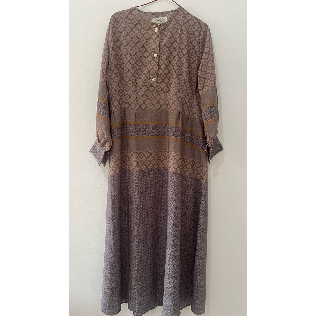 [PRELOVED] ZASHI by Zaskia&Shireen Sungkar