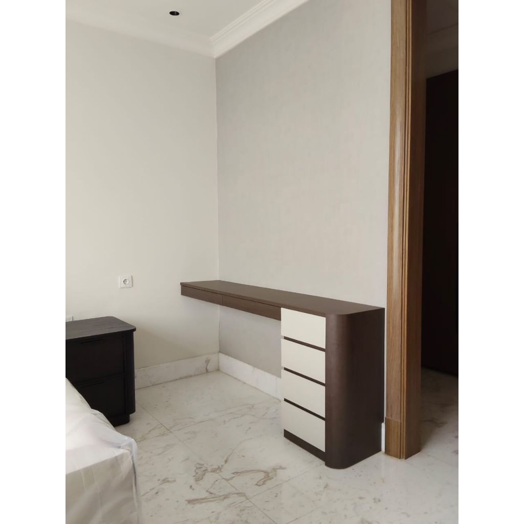 Credenza