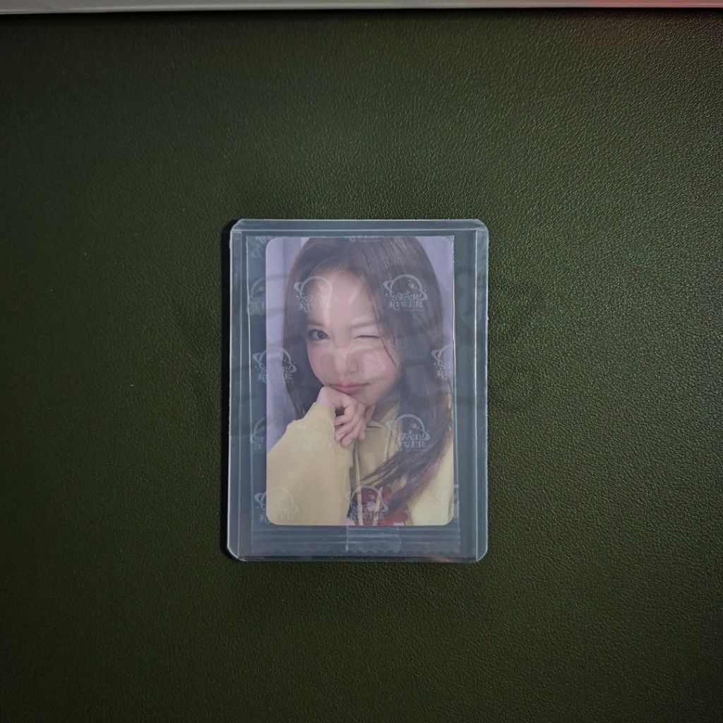 HEARTS2HEARTS OFFICIAL PHOTOCARD PC THE CHASE STARRIVER SR VCE 2.0 H2H CARMEN