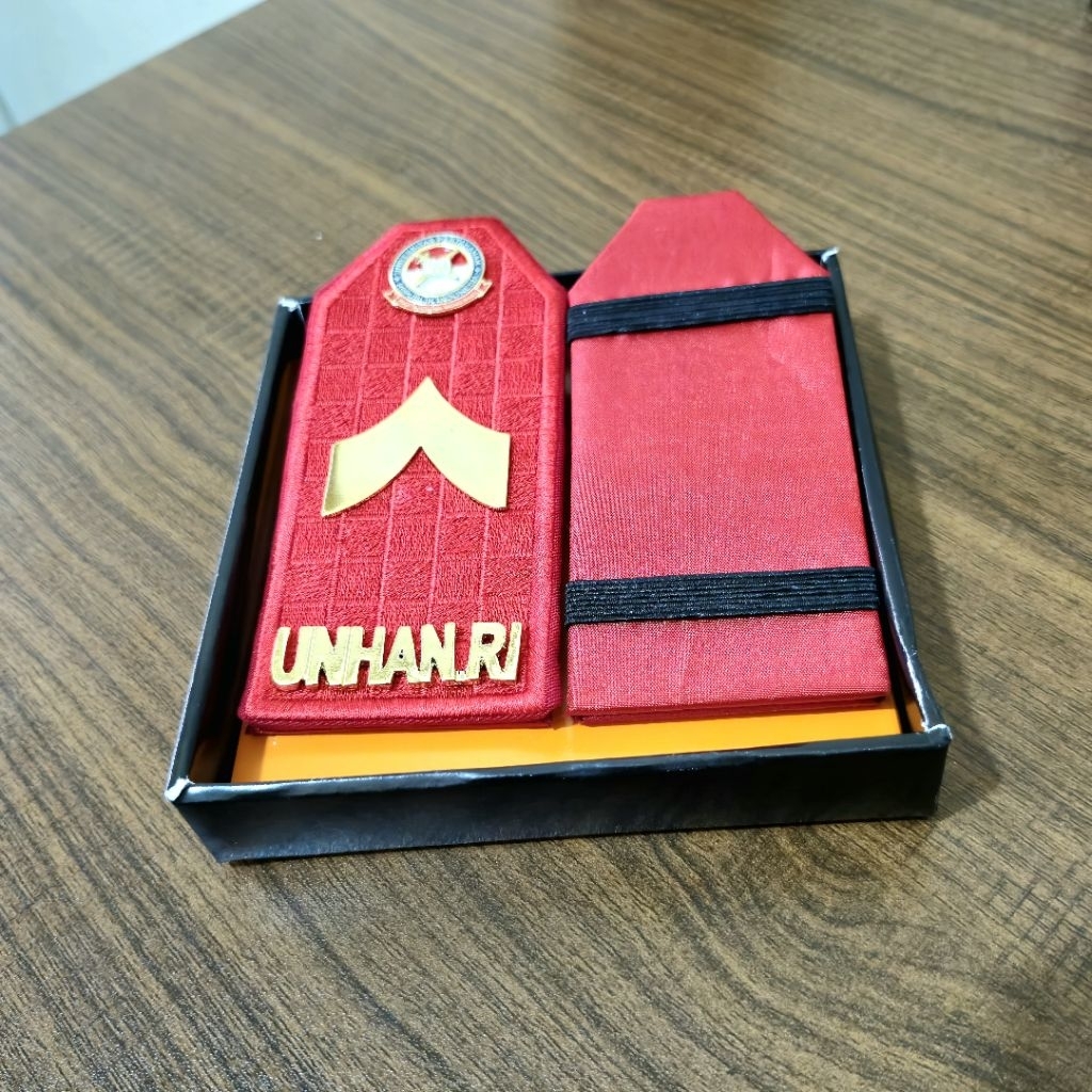 Pangkat pdu Unhan Ri kopral merah premium