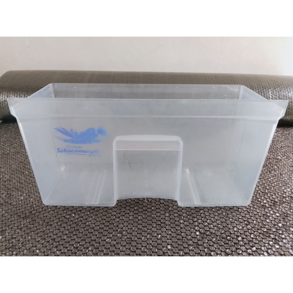 BOX SAYUR DAN BUAH KULKAS SHARP 1 PINTU DAN 2 PINTU BEKAS