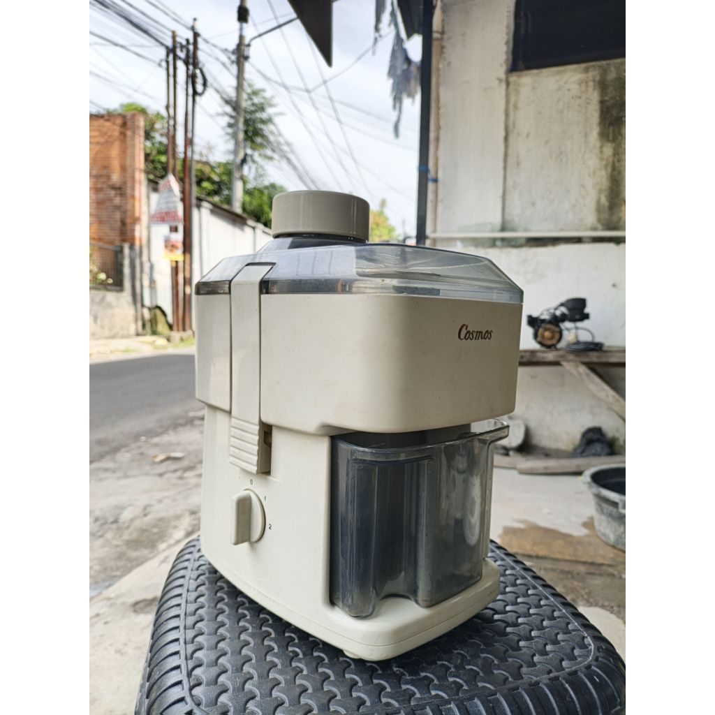 (Second) Juicer Cosmos CJ-355
