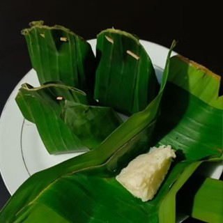 Tape Ketan Daun Pisang isi 20 bungkus