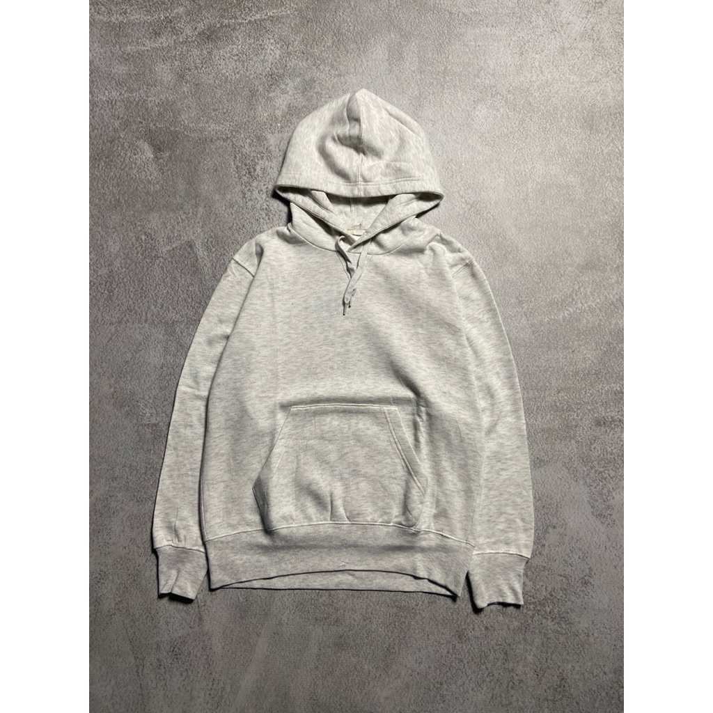 GU UNIQLO PULLOVER HOODIE