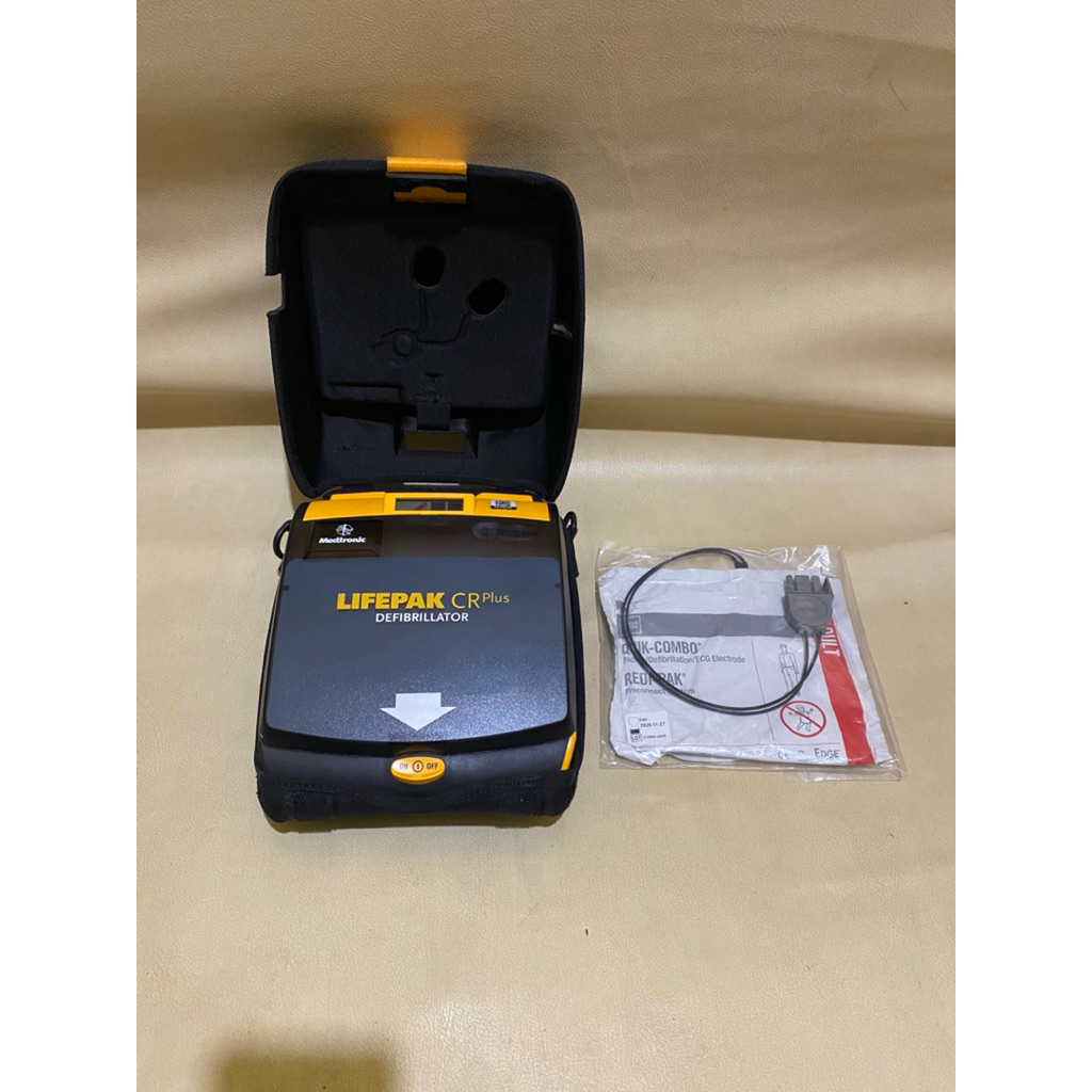 AED LIFEPAK CR-plus deffibillator