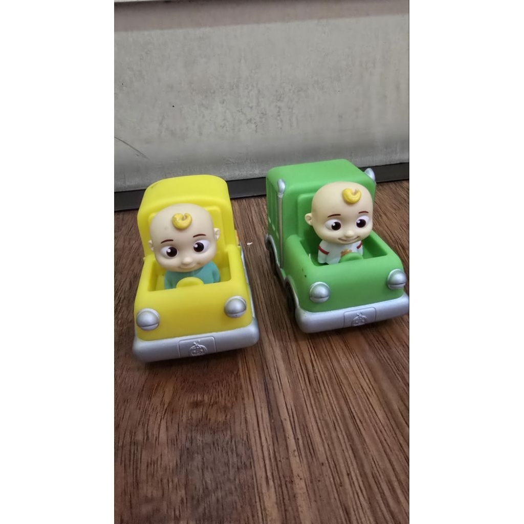 CoComelon Mini Vehicle (PRELOVED like new) warna hijau dan kuning / Assorted Mainan Anak Original / 