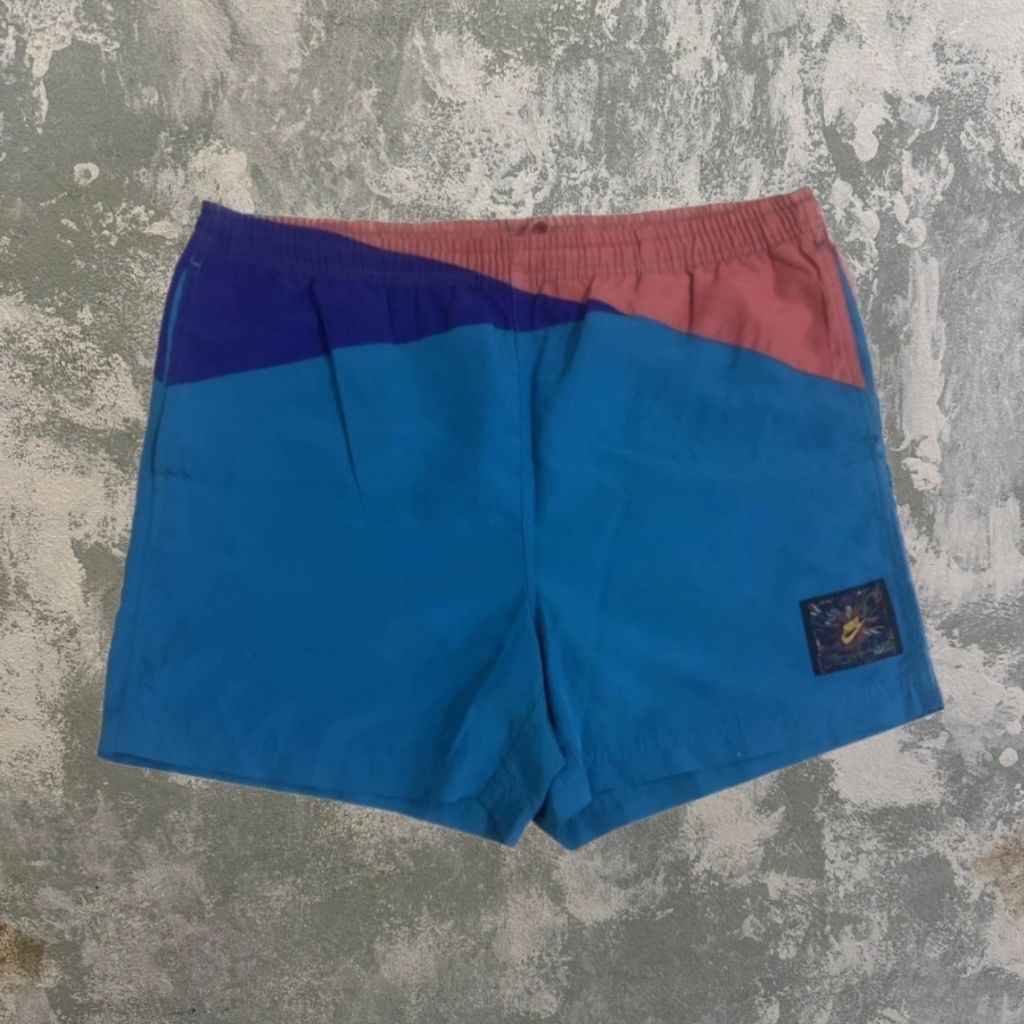 CELANA PENDEK NIKE VINTAGE 90S