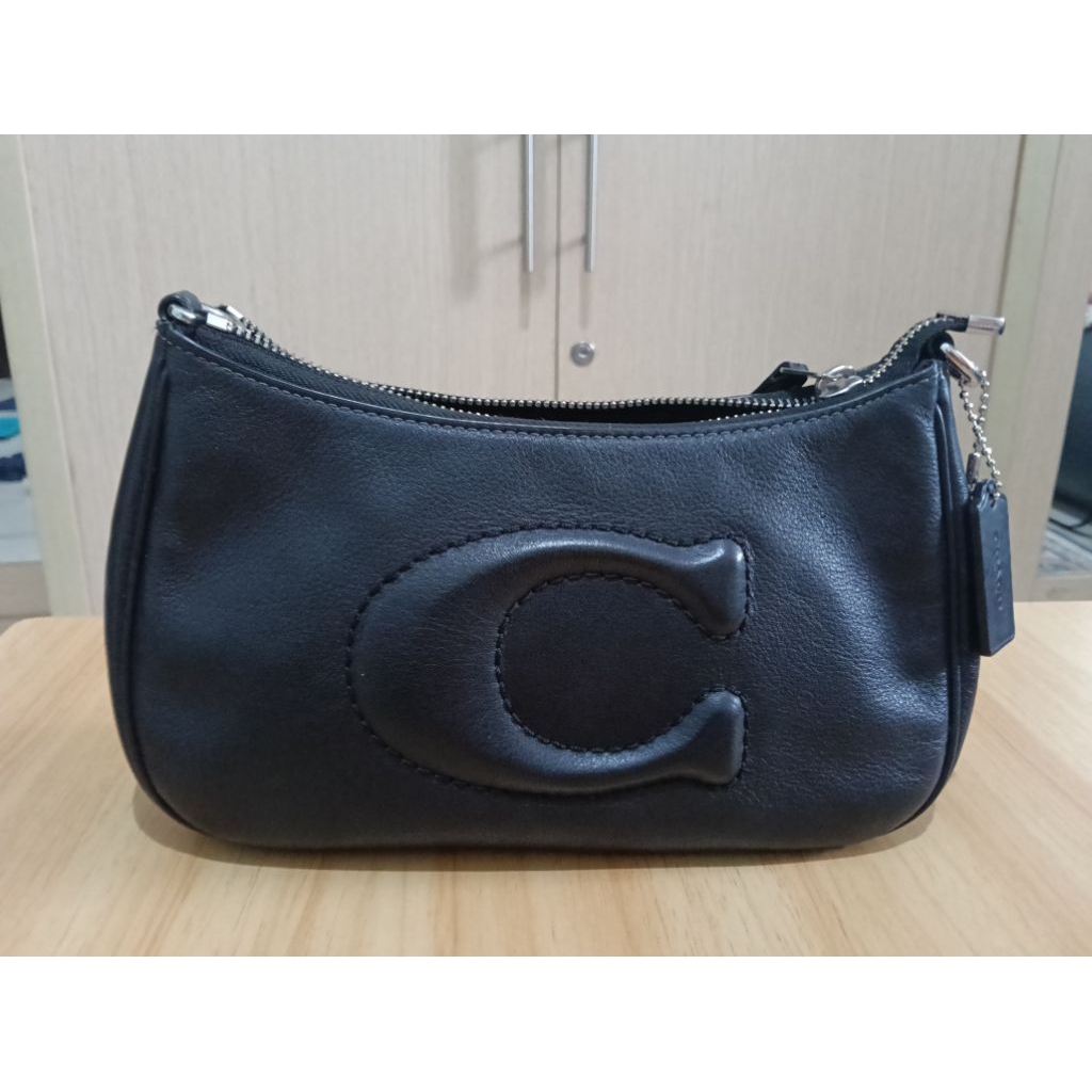 preloved coach Teri Debossed shoulder bag black