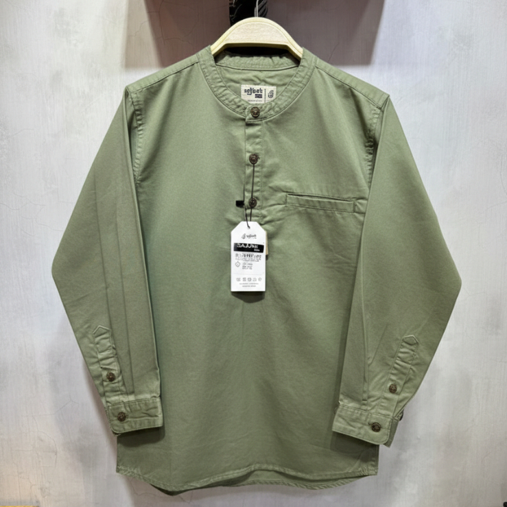 Tampil Sholeh & Rapi dengan Baju Koko Anak Lengan Panjang Twill Gap - Sajuak Kids