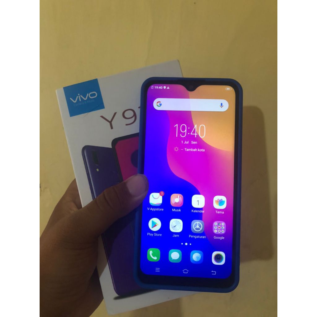 Di jual HP Vivo Y93 fullset RAM 3/32 Barang bagus, kondisi normal siap pakai
