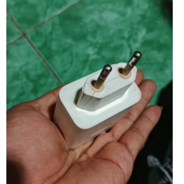 batok charger Oppo 33w original minus