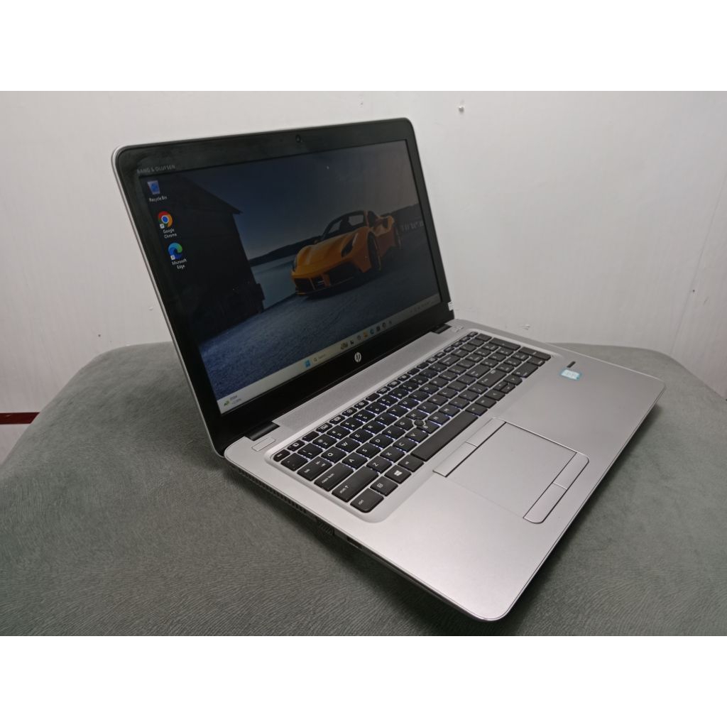 HP ELITEBOOK 850 G3 PROSESOR i7 6500U GEN6Th RAM32GB SSD1TB MULUS