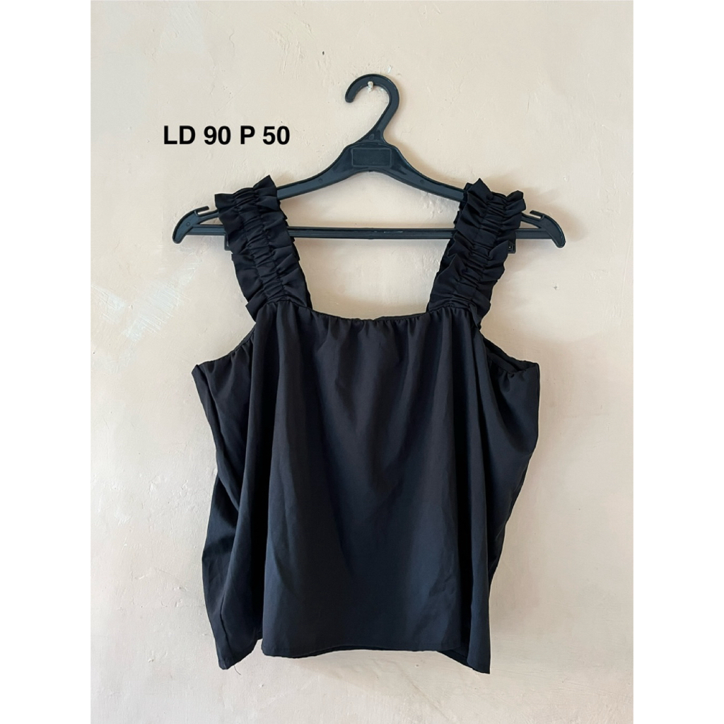 Atasan Top Wanita Hitam Preloved