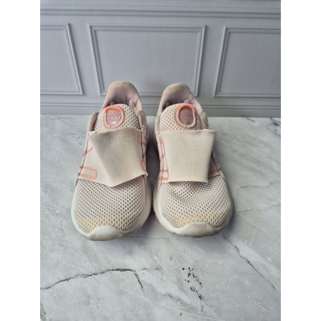 Sepatu anak slip on New Balance original preloved