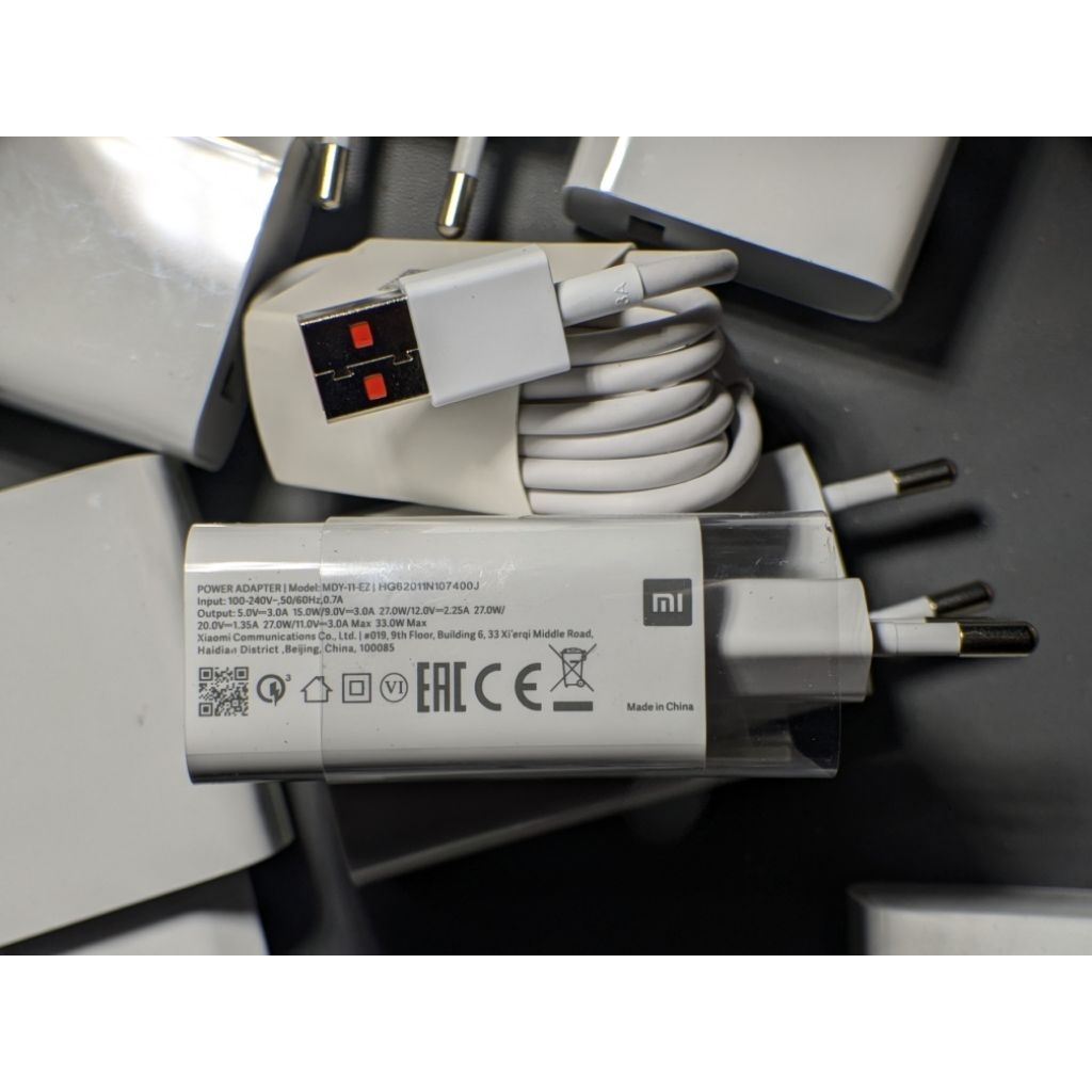 charger xiaomi 33W putih original ex copotan 100%