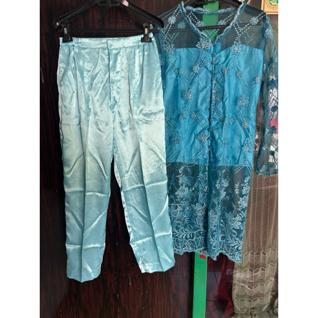 one set kebaya brukat wanita