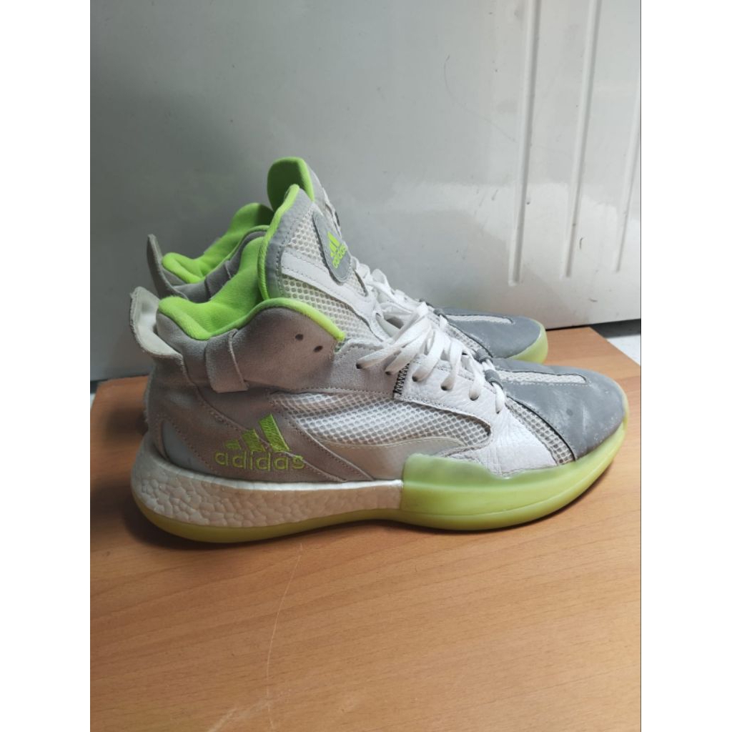 SEPATU BASKET ADIDAS POSTERIZE SIZE 45 BEKAS PRELOVED