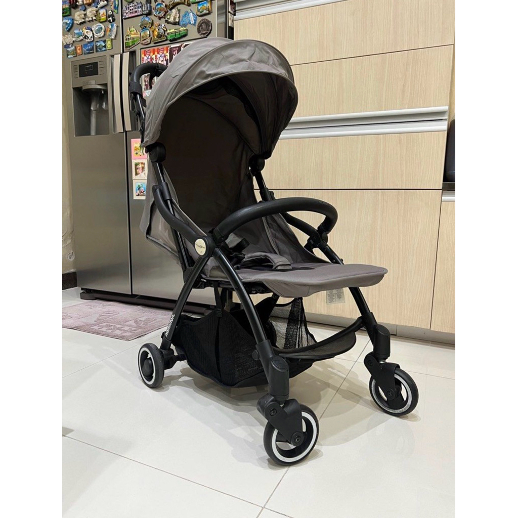 Hamilton X1 Lite stroller preloved