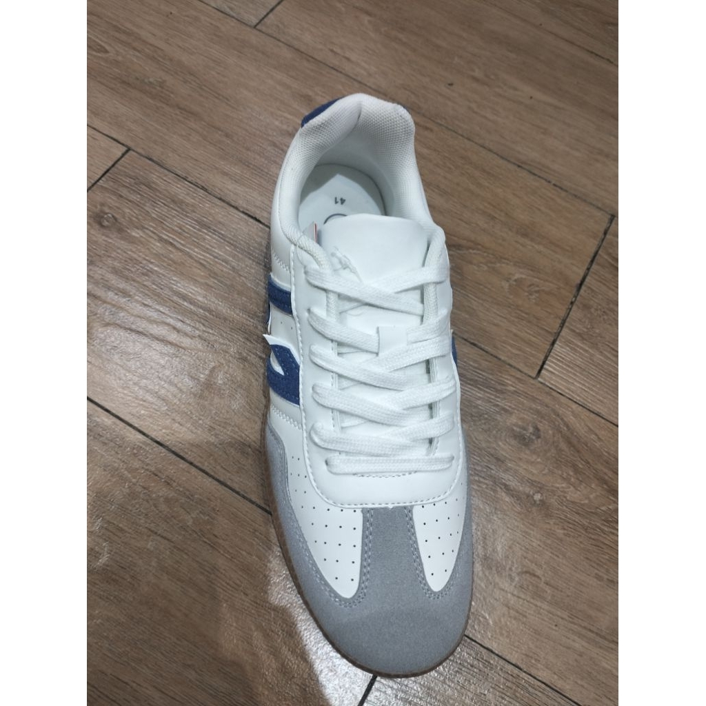 Sepatu Pria casual Nevada