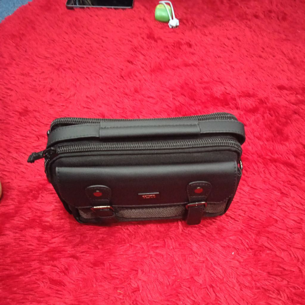 tas selempang pria second brand